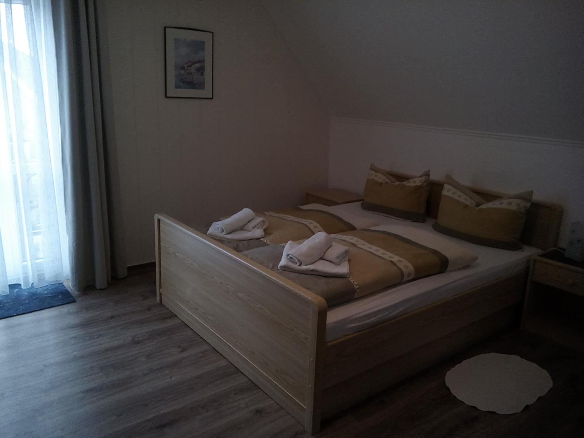Pension Johanne Aurich Exterior foto